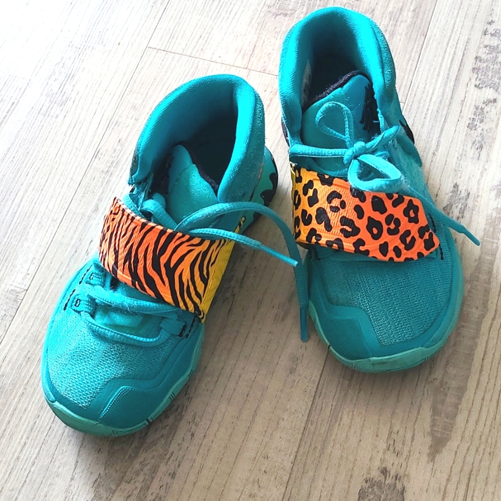 Kyrie 6 Oracle Aqua size 11c